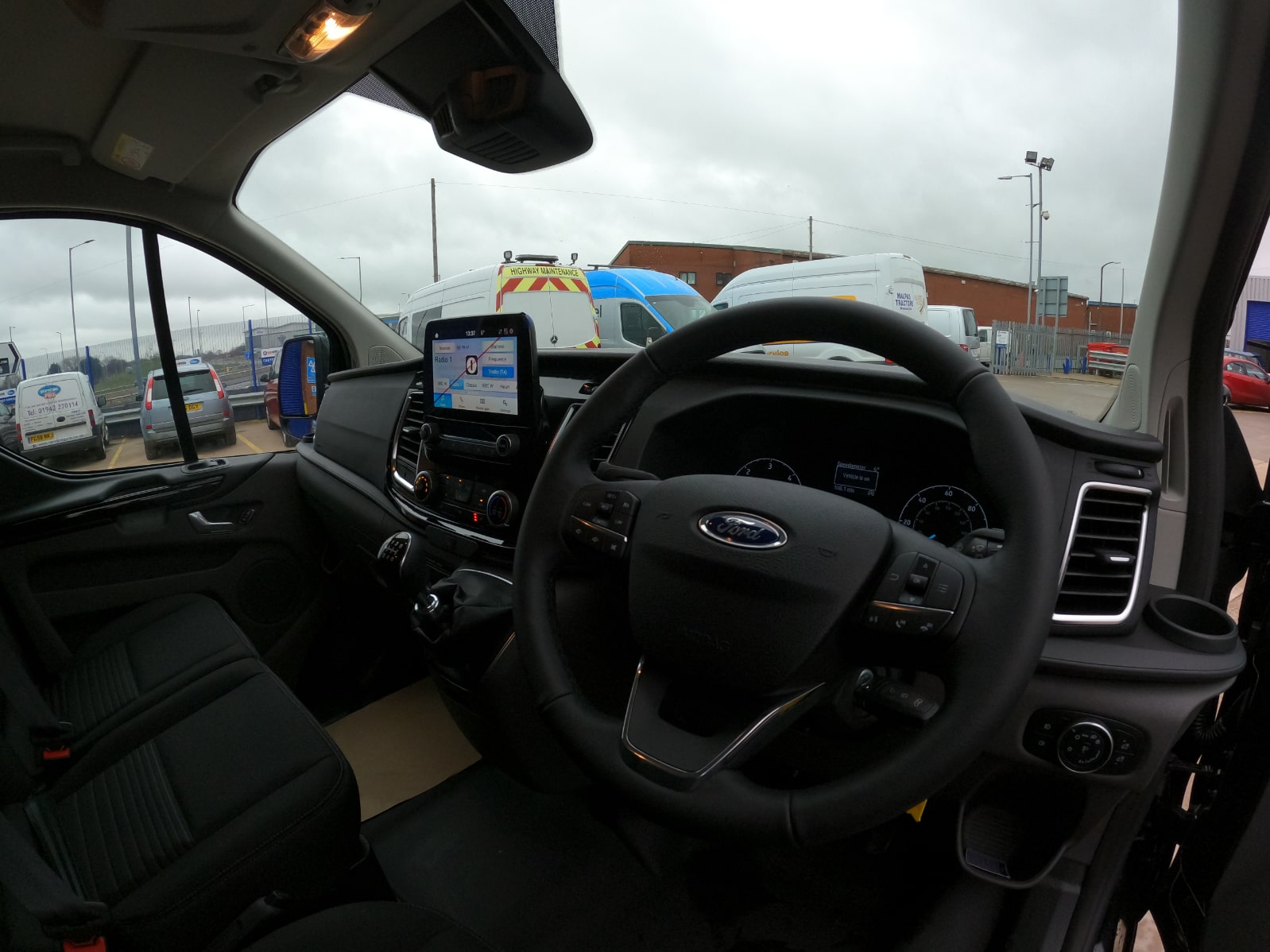 Ford TRANSIT CUSTOM 280 L1 DIESEL FWD 2.0 EcoBlue Hybrid 130ps Low Roof Limited Van